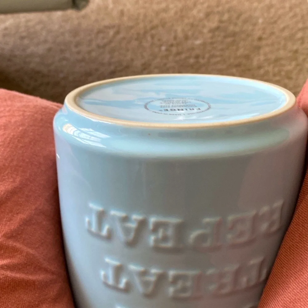 Dog Treat Cannister. EUC. Baby blue with wood seal top. “EAT SLEEP TREAT REPEAT
